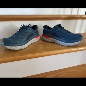 Hoka Bondi 7 Men’s size 9.5 Running Shoes - like new